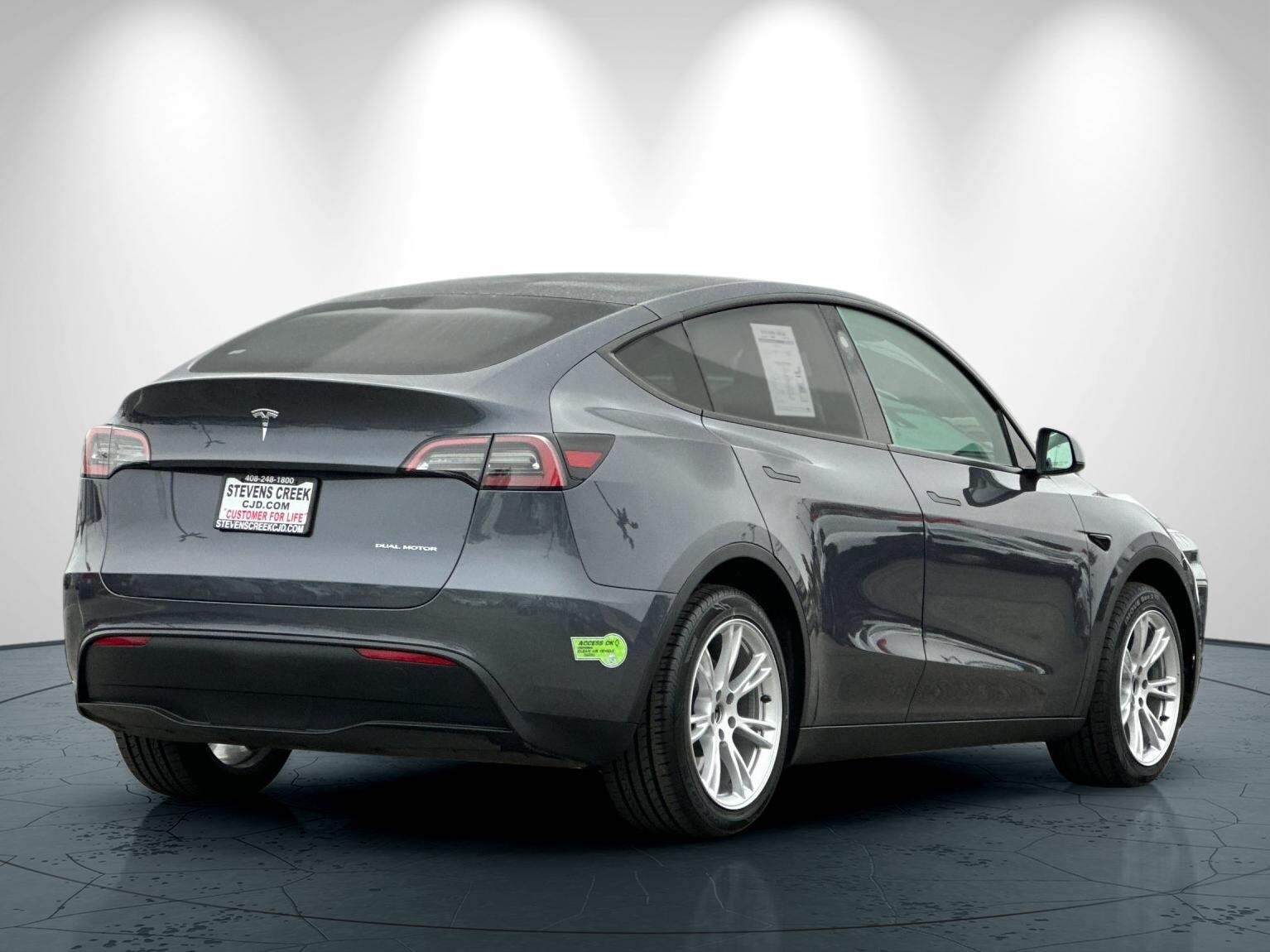 2023 Tesla Model Y Long Range photo 4