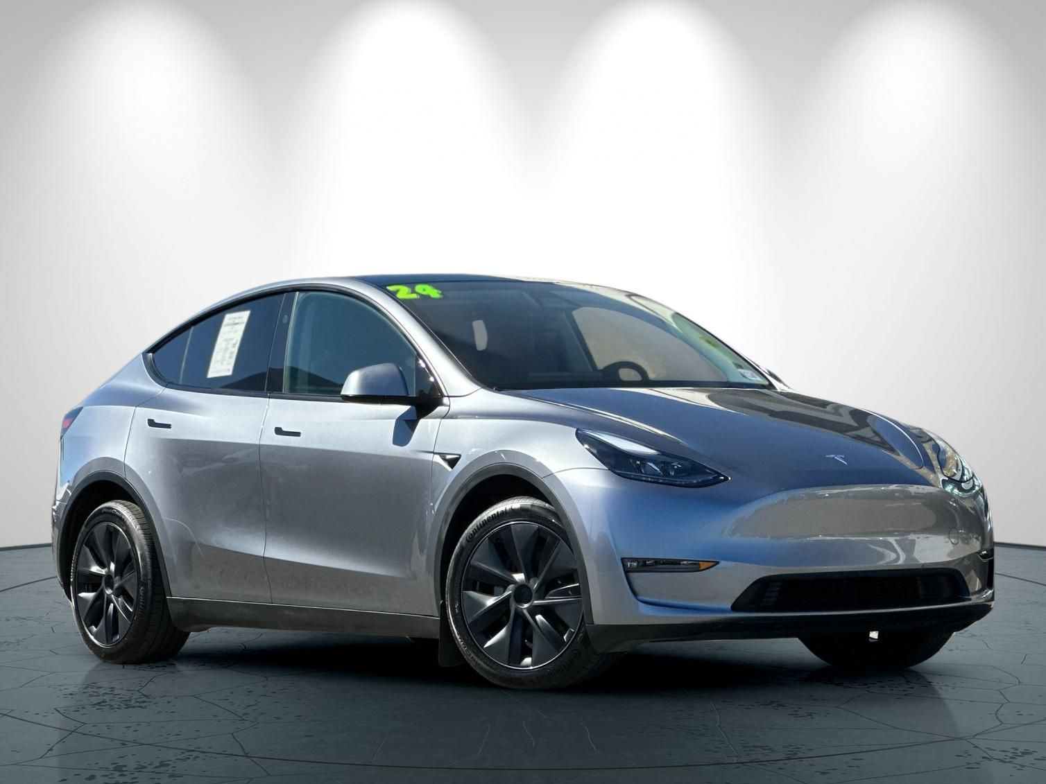 Used 2024 Tesla Model Y Long Range with VIN 7SAYGDEE4RF151757 for sale in San Jose, CA