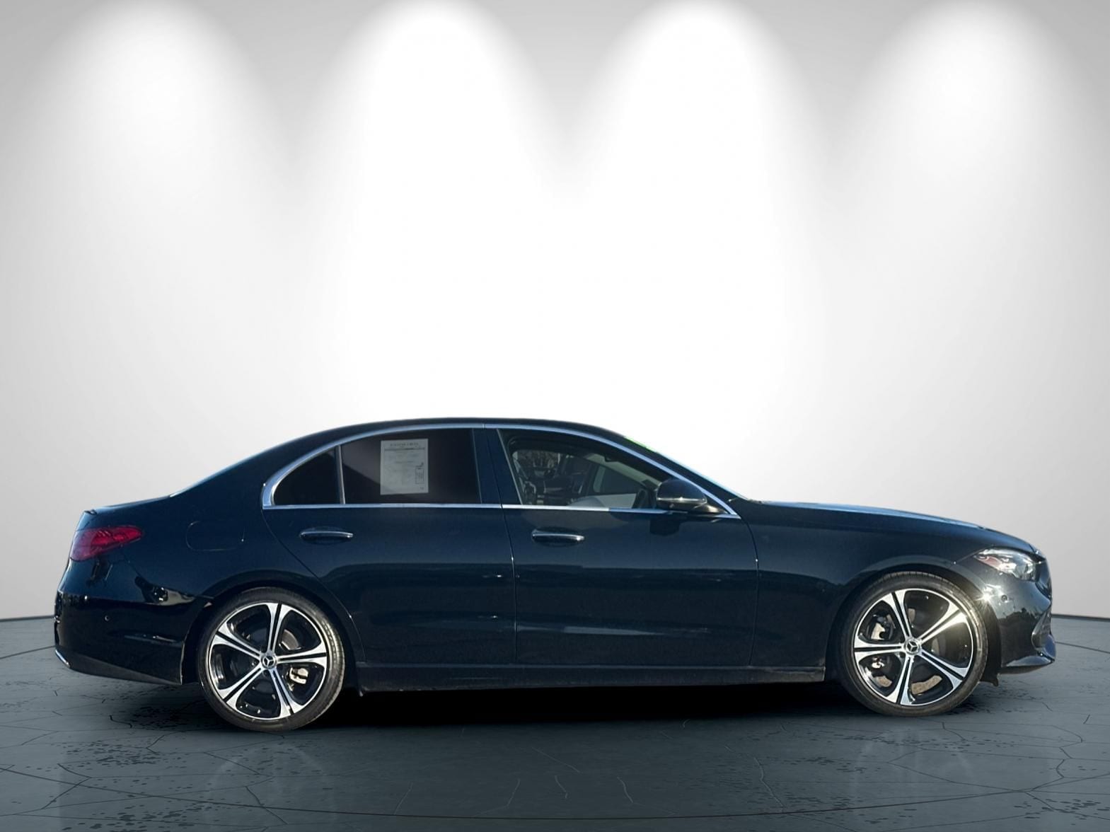 2022 Mercedes-Benz C-Class C 300 photo 2