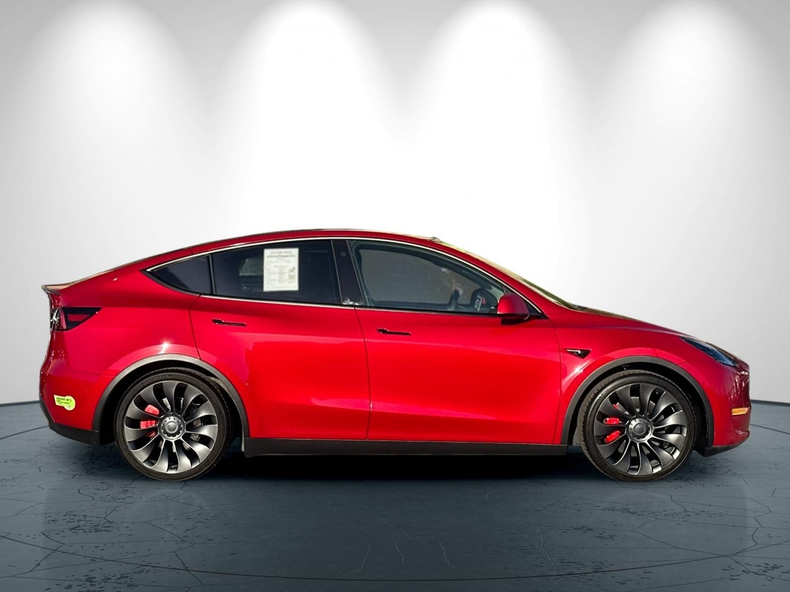 2023 Tesla Model Y Performance photo 2