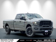 2026 Ram 3500 BIG HORN CREW CAB 4X4 8' BOX Pickup