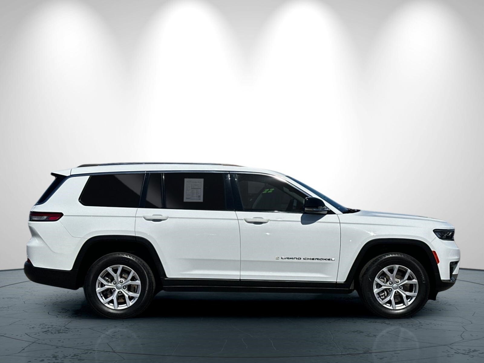 2021 Jeep Grand Cherokee Limited photo 3