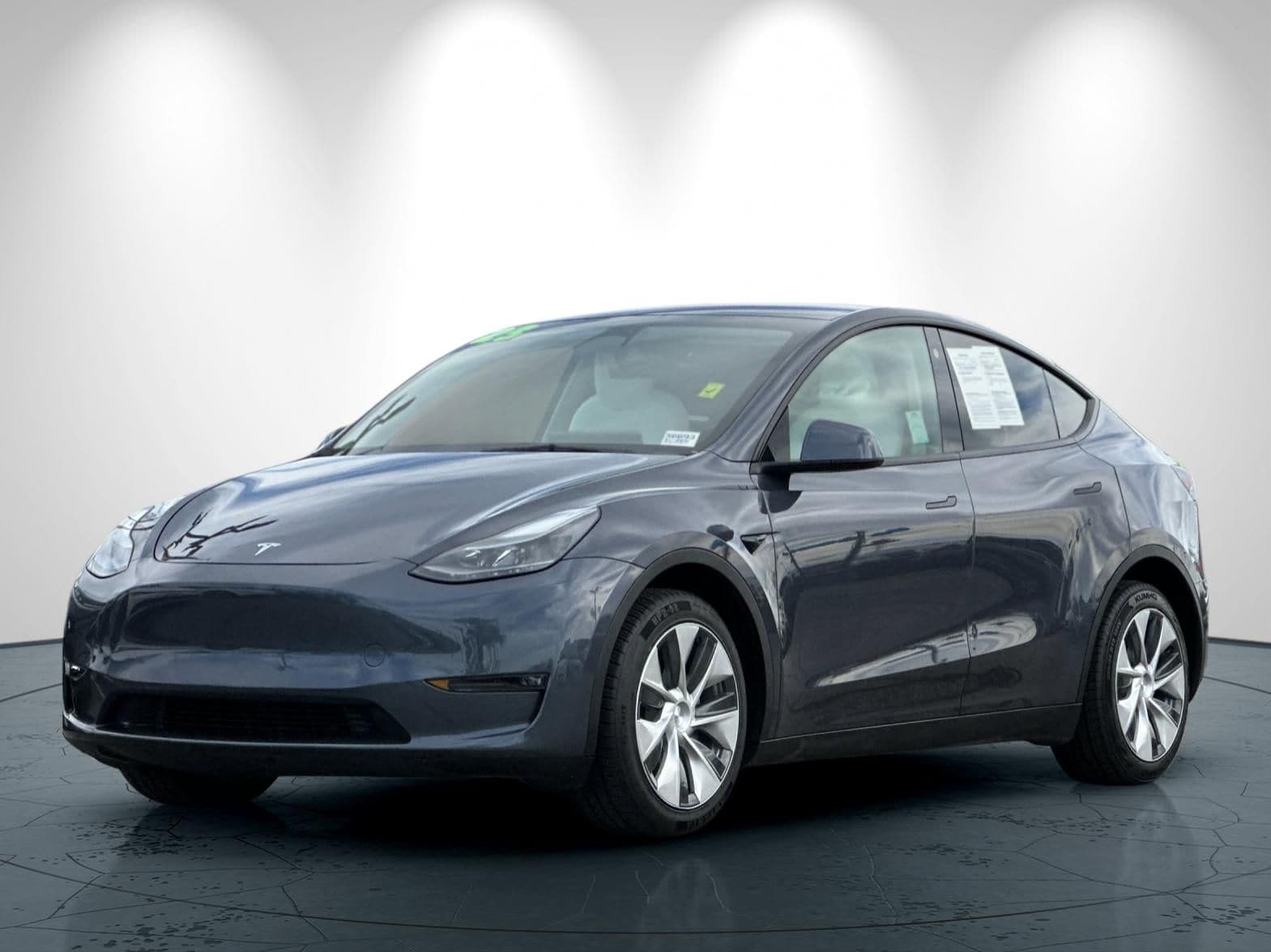 2023 Tesla Model Y Long Range photo 3
