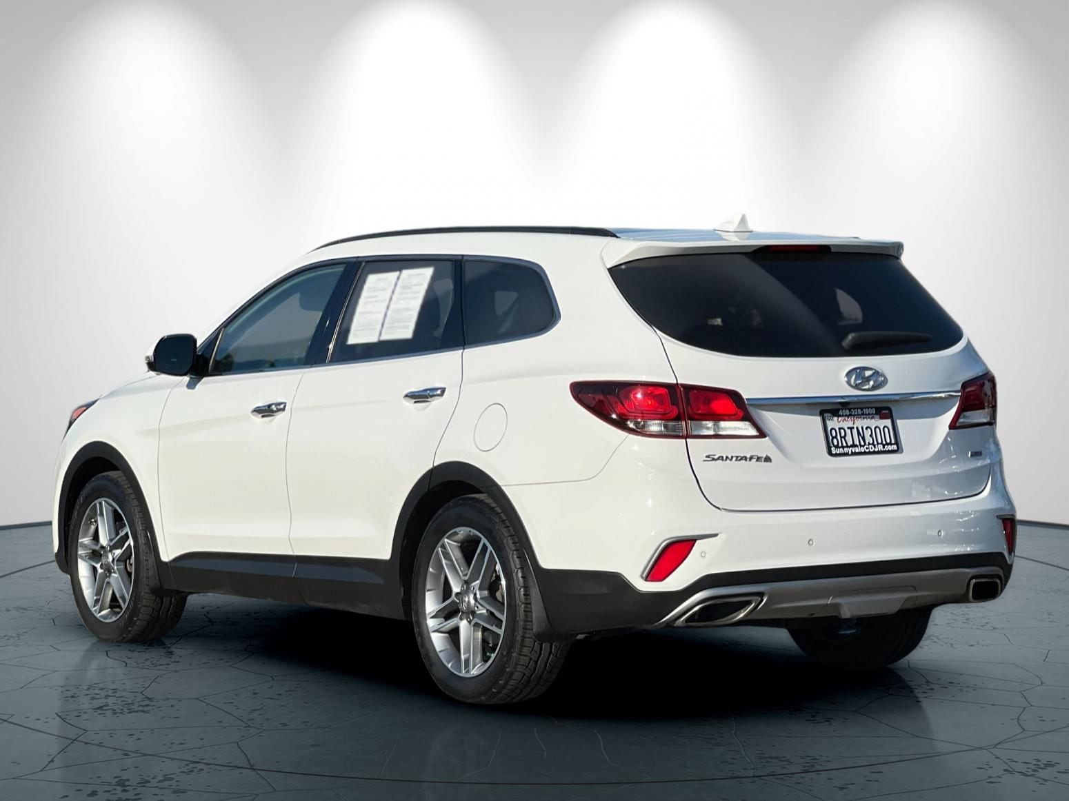 2017 Hyundai Santa Fe SE Ultimate photo 5