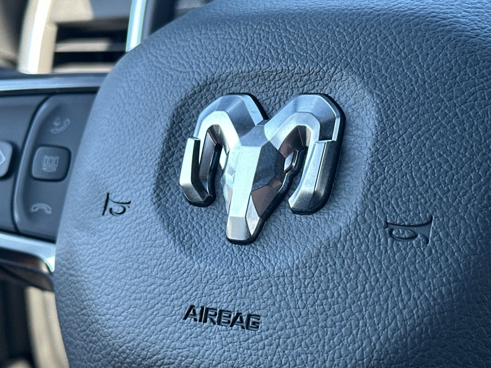 2026 RAM 2500 Laramie - Photo 25