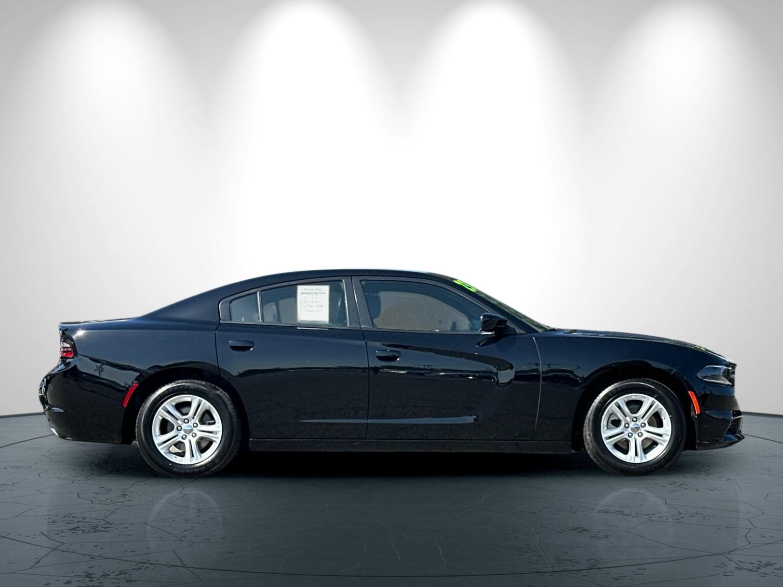 2023 Dodge Charger SXT photo 3
