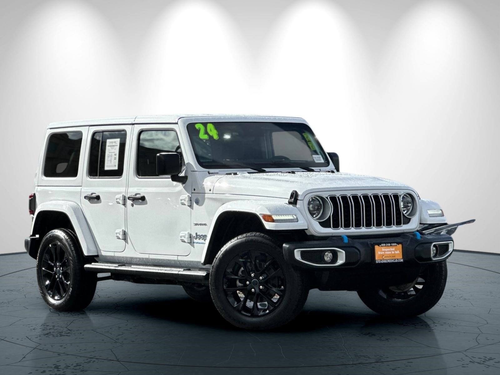 2024 Jeep Wrangler Sahara 4xe photo 2