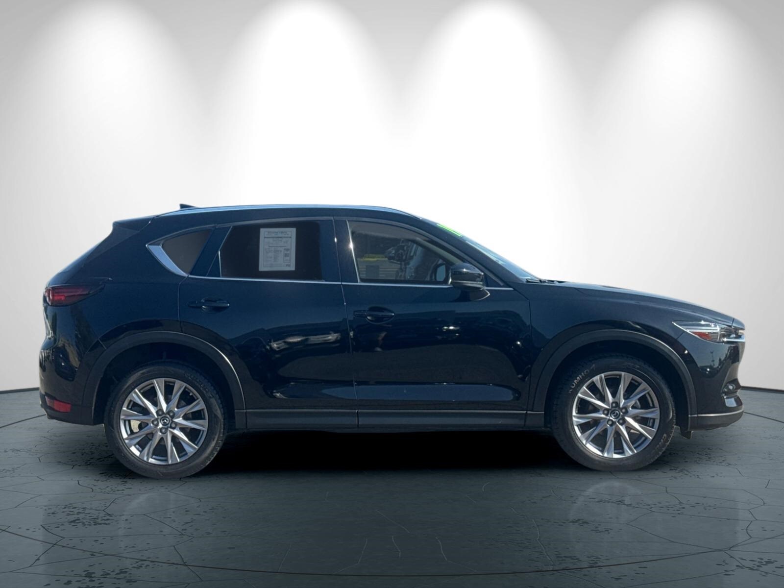 2019 Mazda CX-5 Grand Touring photo 2