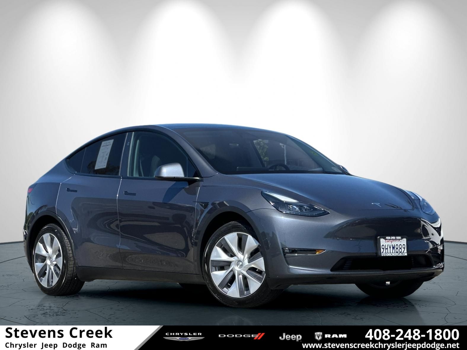 2023 Tesla Model Y Long Range photo 1