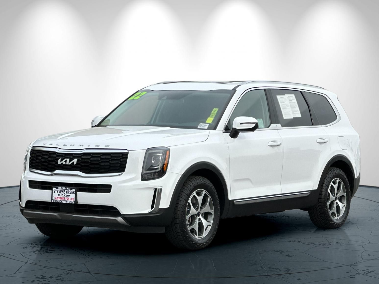 2022 Kia Telluride EX photo 3