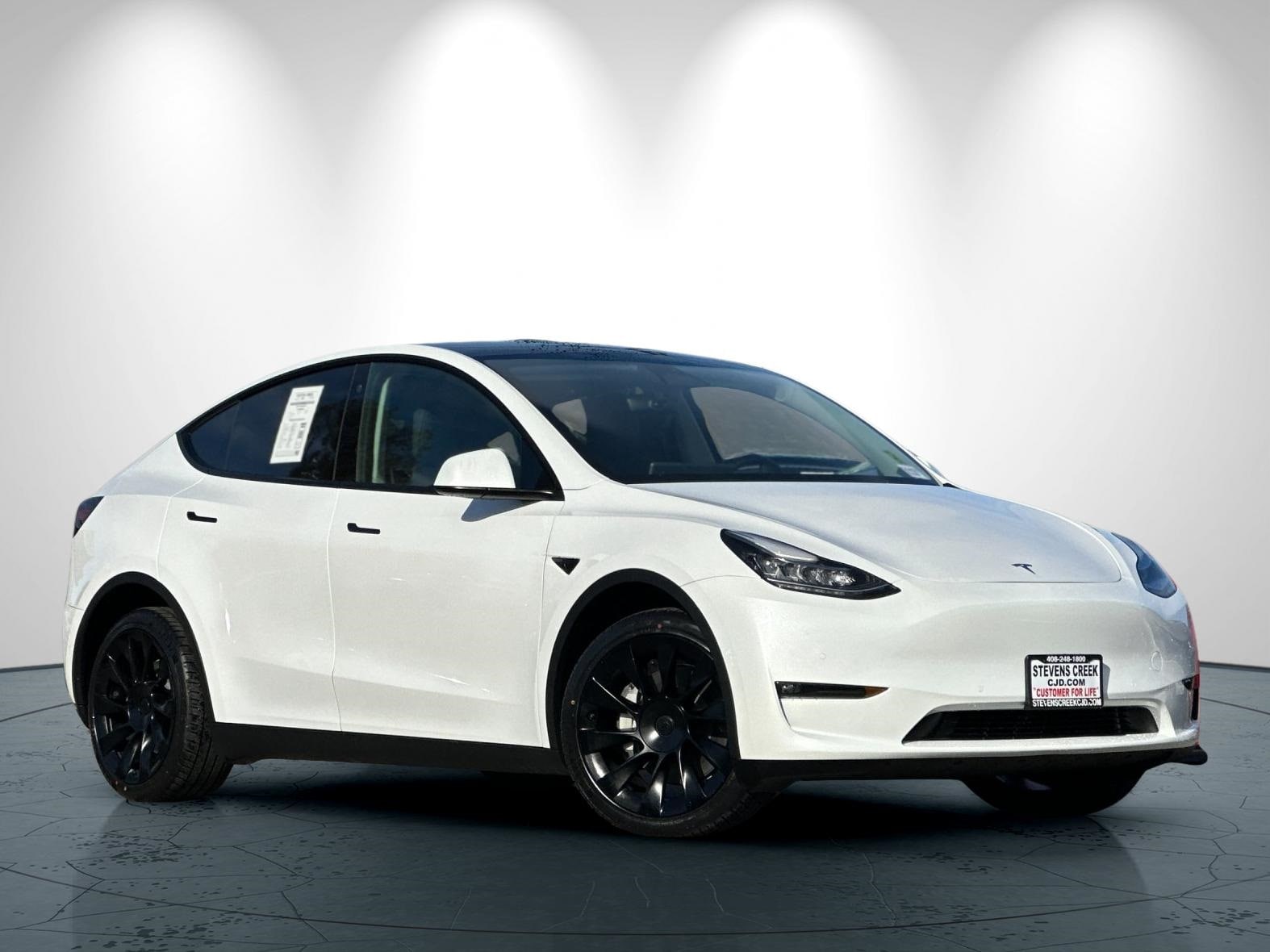 Used 2022 Tesla Model Y Long Range with VIN 7SAYGDEE5NF573224 for sale in San Jose, CA