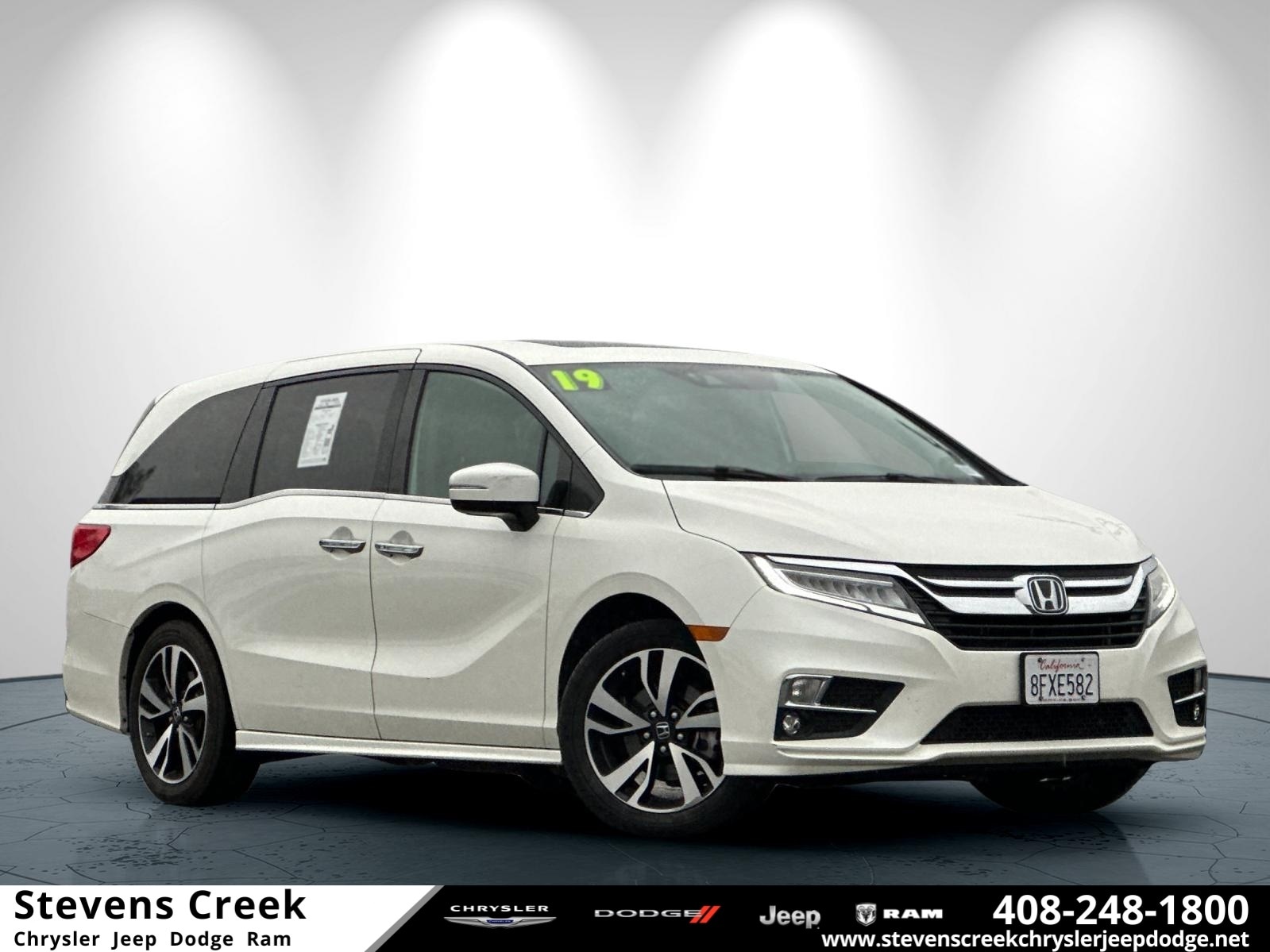 2019 Honda Odyssey Elite's photo