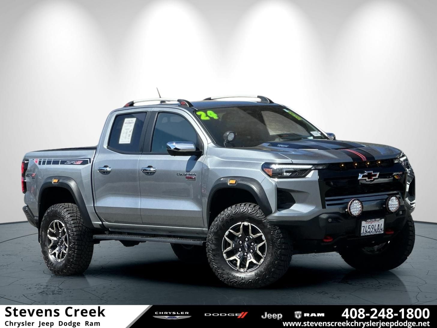 2024 Chevrolet Colorado 4WD ZR2 Crew Cab Short Box's photo