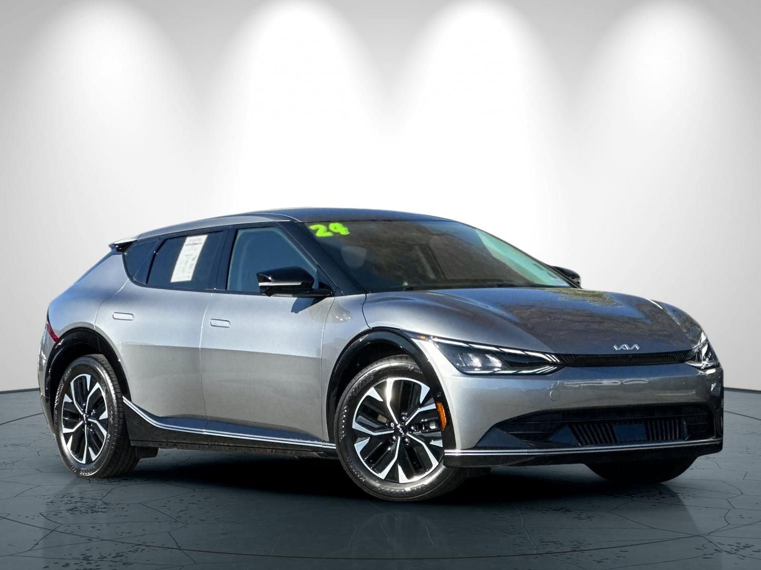 Used 2024 Kia EV6 Wind with VIN KNDC34LA1R5615141 for sale in San Jose, CA
