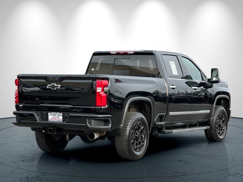 Used 2024 Chevrolet Silverado 2500HD High Country Truck