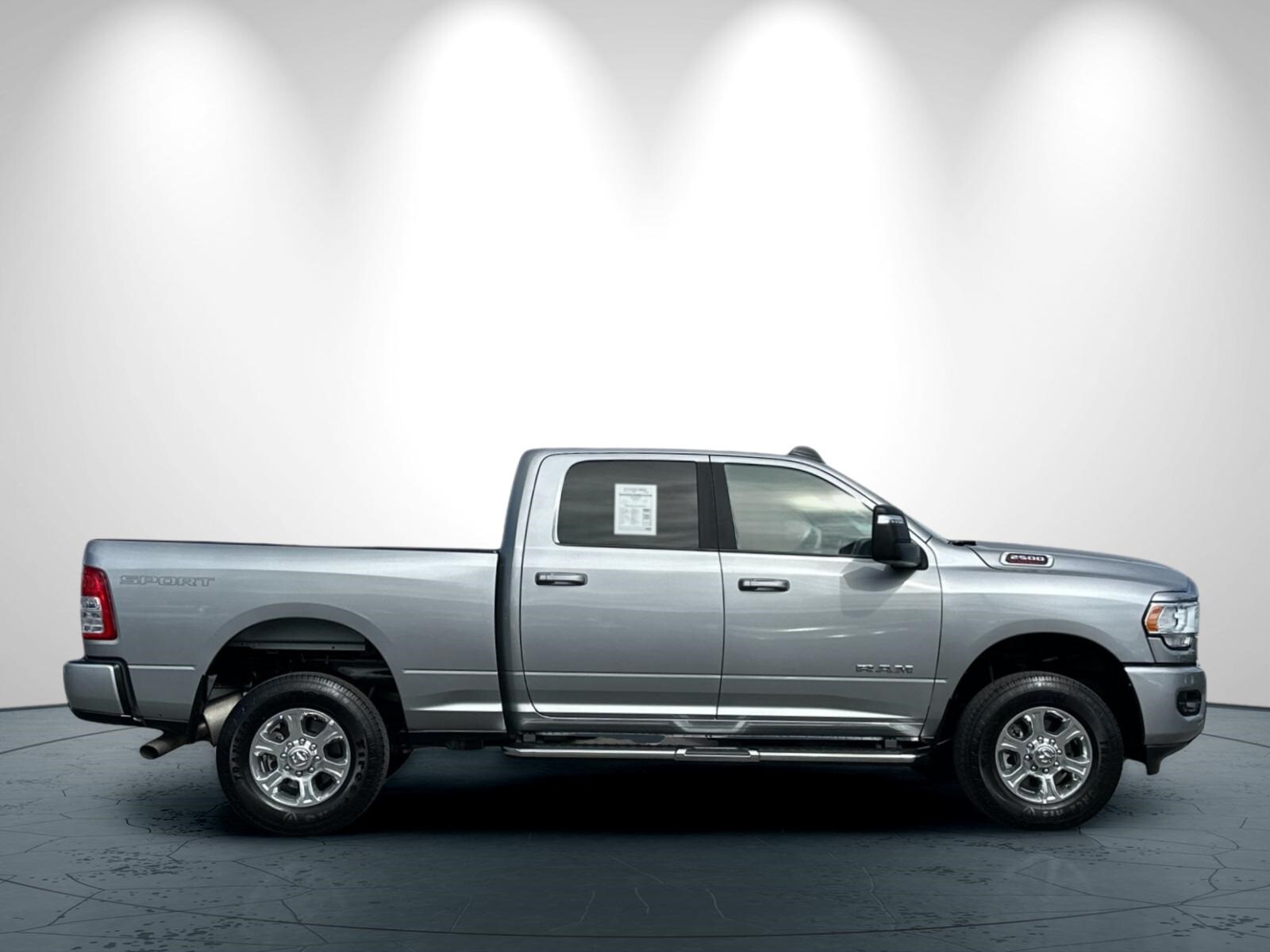 2024 Ram 2500 Big Horn photo 3
