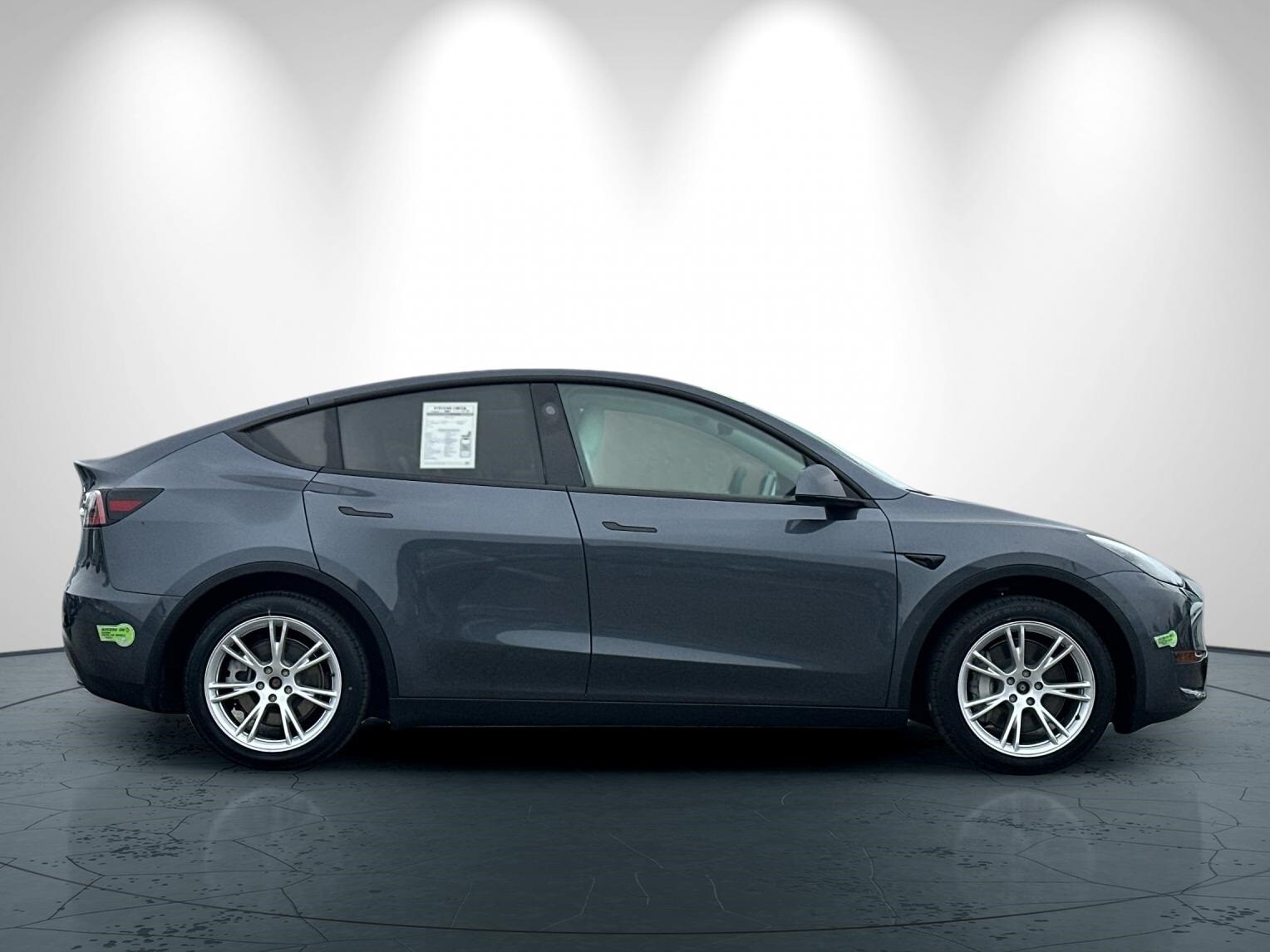 2023 Tesla Model Y Long Range photo 3