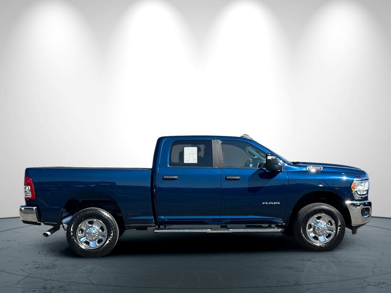 2024 Ram 2500 Big Horn photo 3