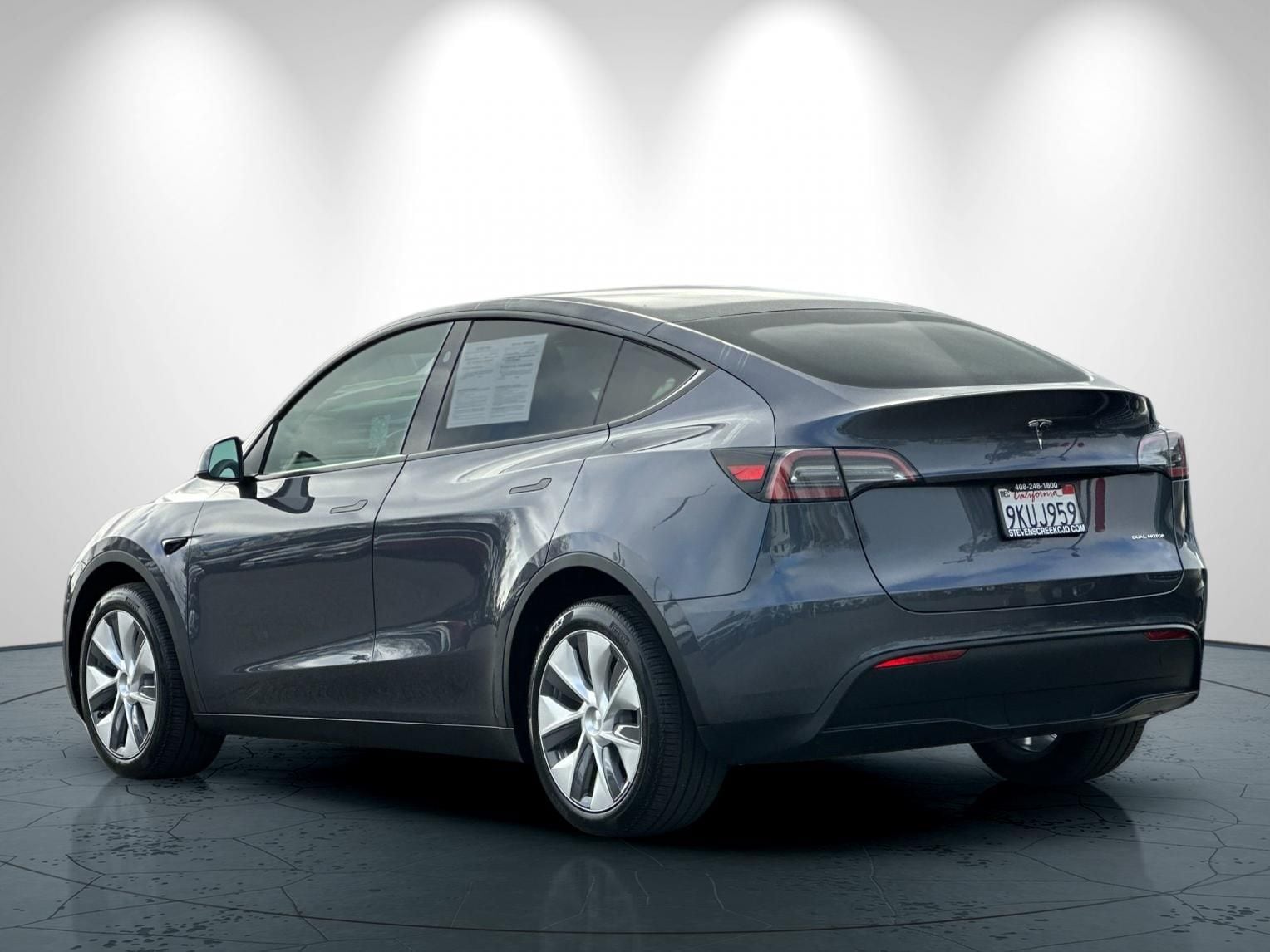 2023 Tesla Model Y Long Range photo 5