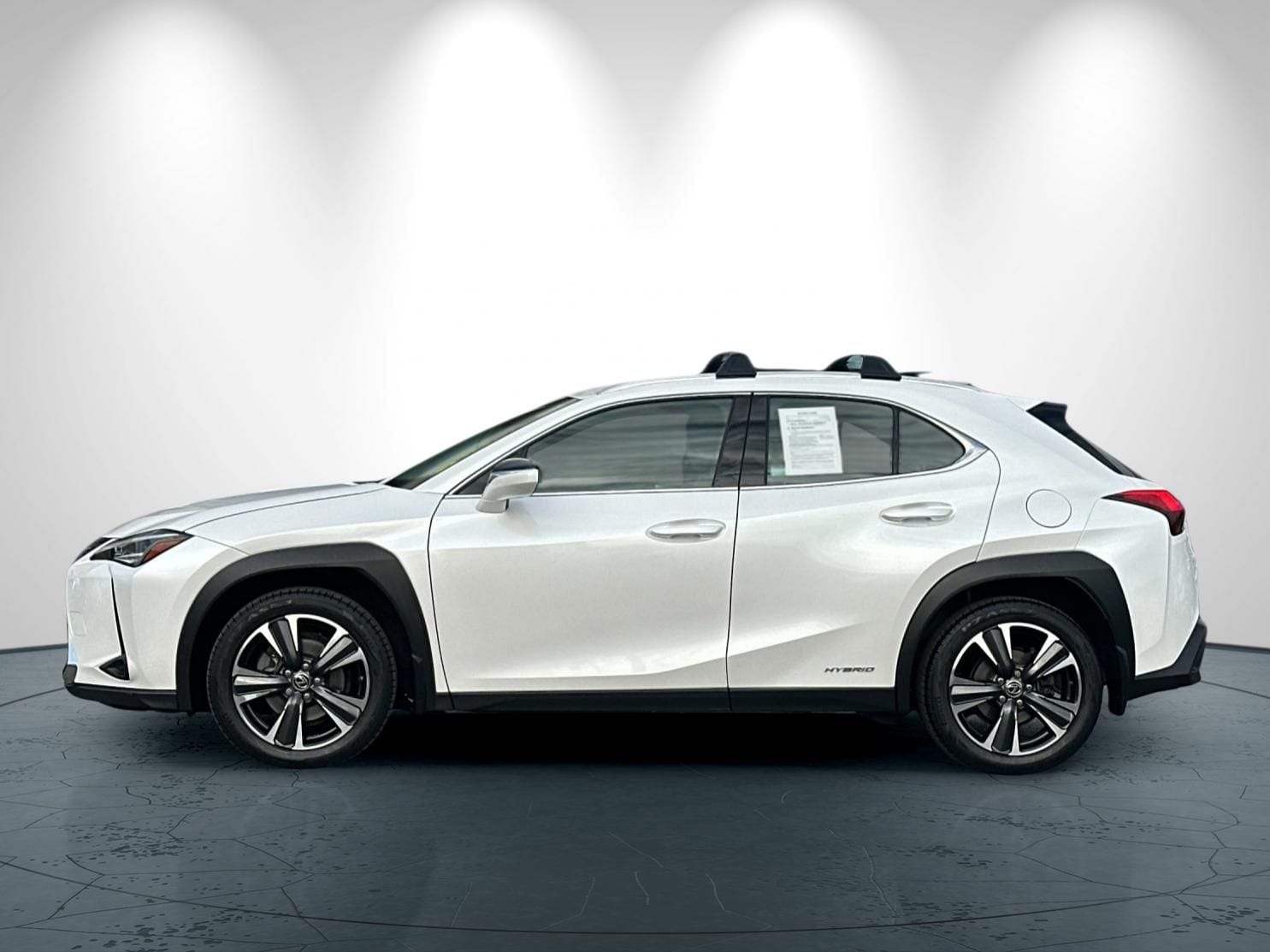 2019 LEXUS UX 250h Base photo 6