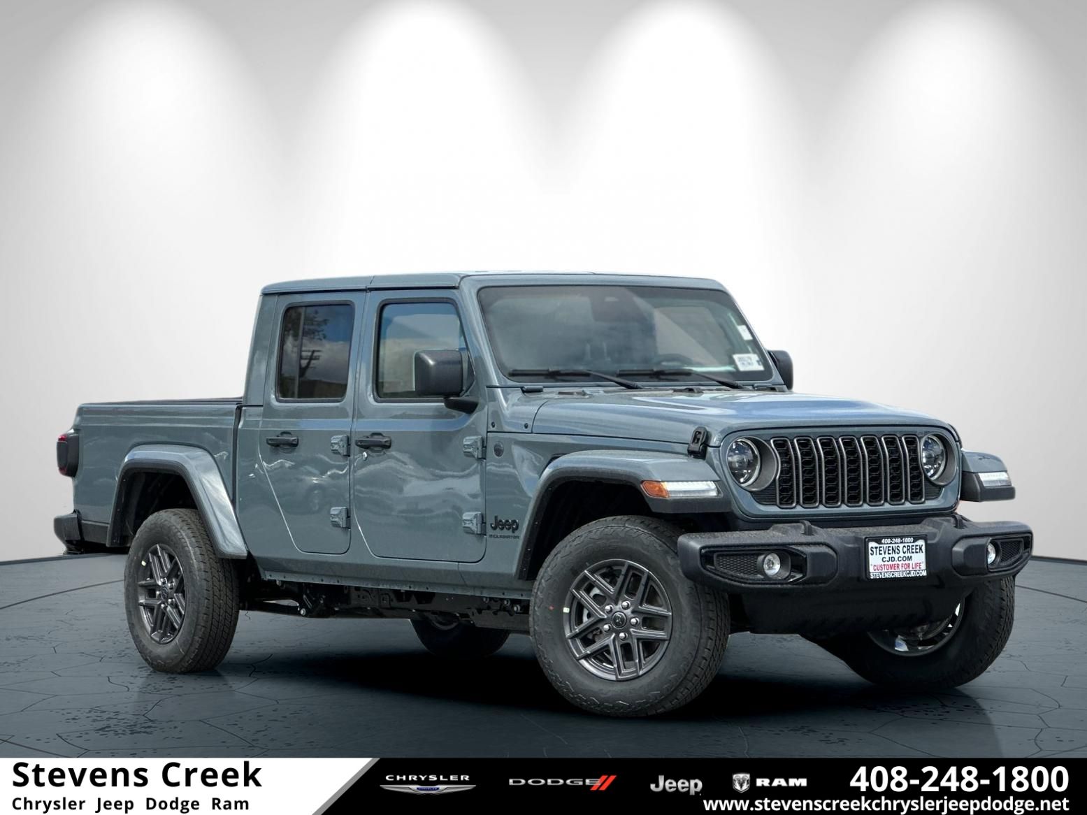2026 Jeep Gladiator Sport S Auto's photo