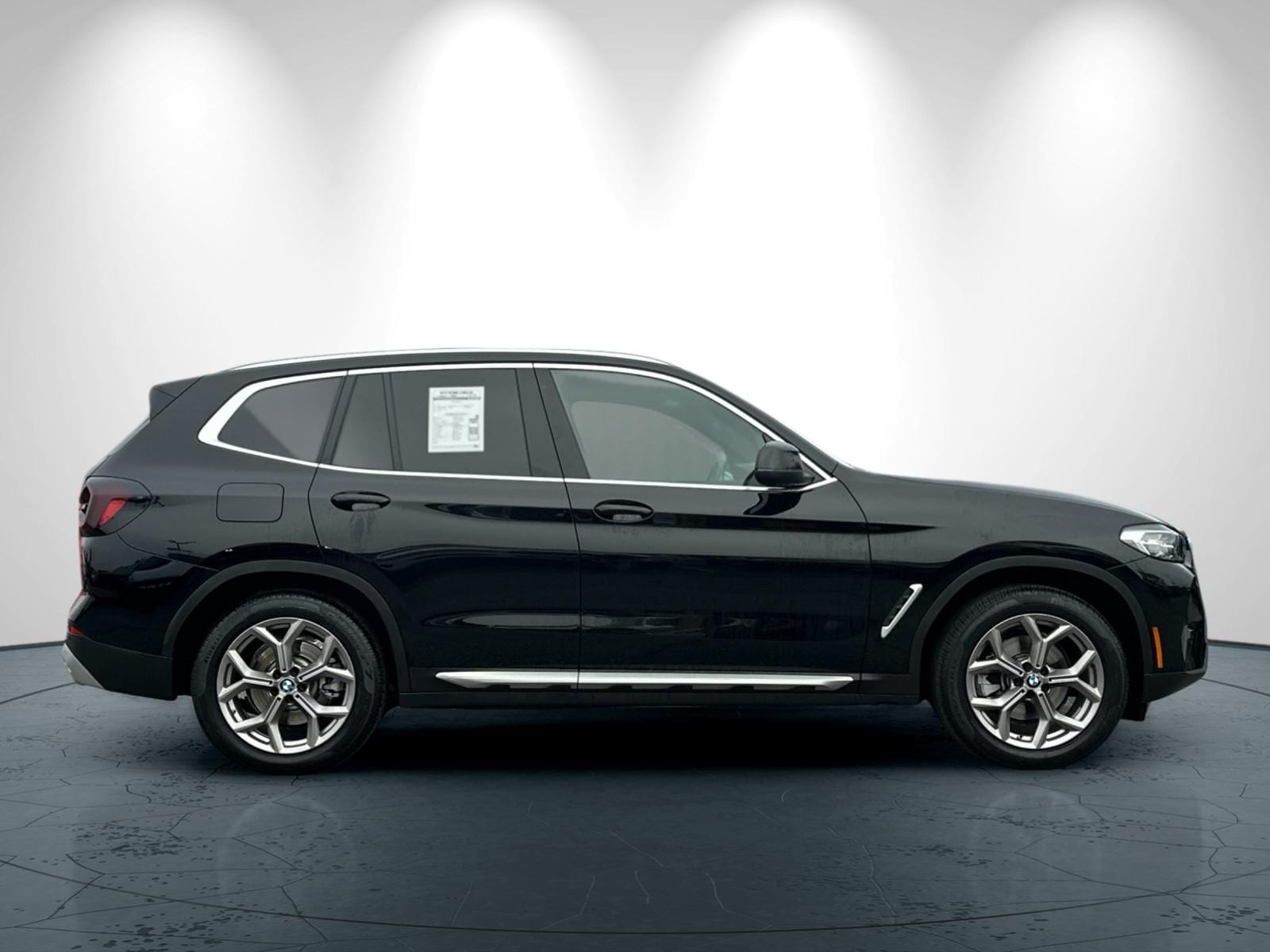2023 BMW X3 xDrive30i photo 2