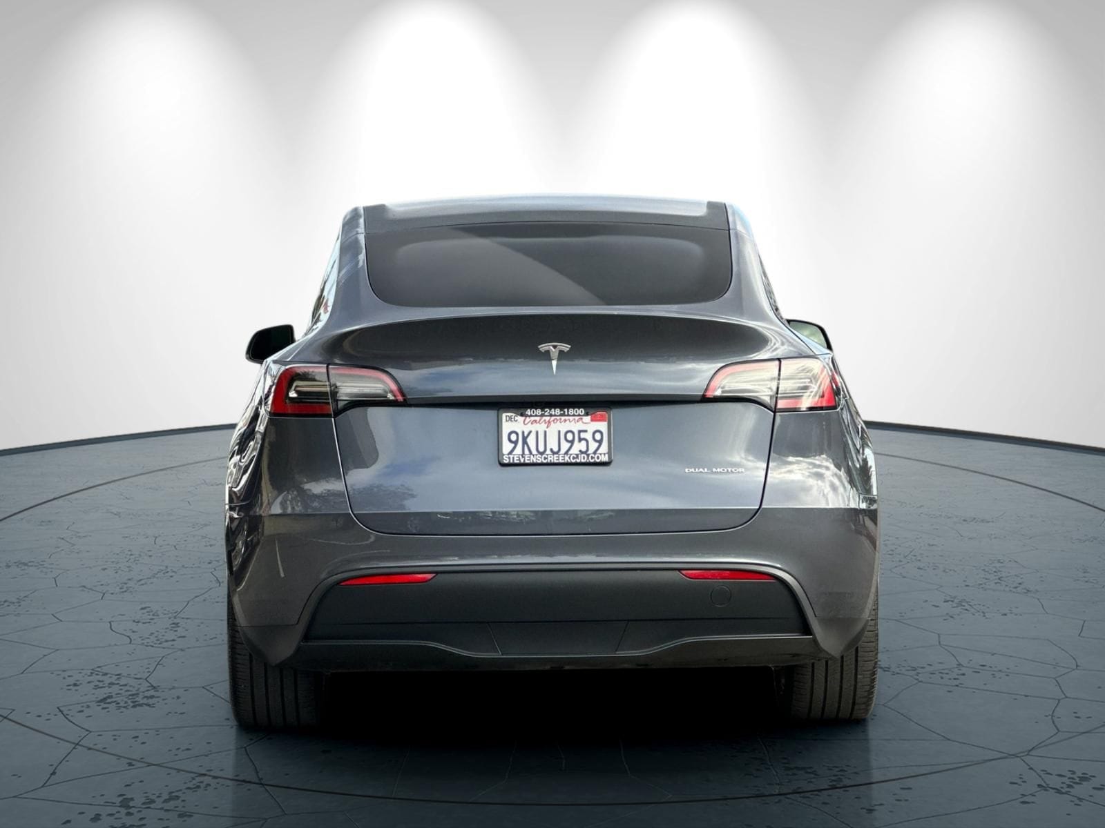 2023 Tesla Model Y Long Range photo 4