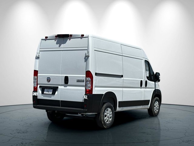 2024 Ram ProMaster 1500 Base Cargo Van photo 2