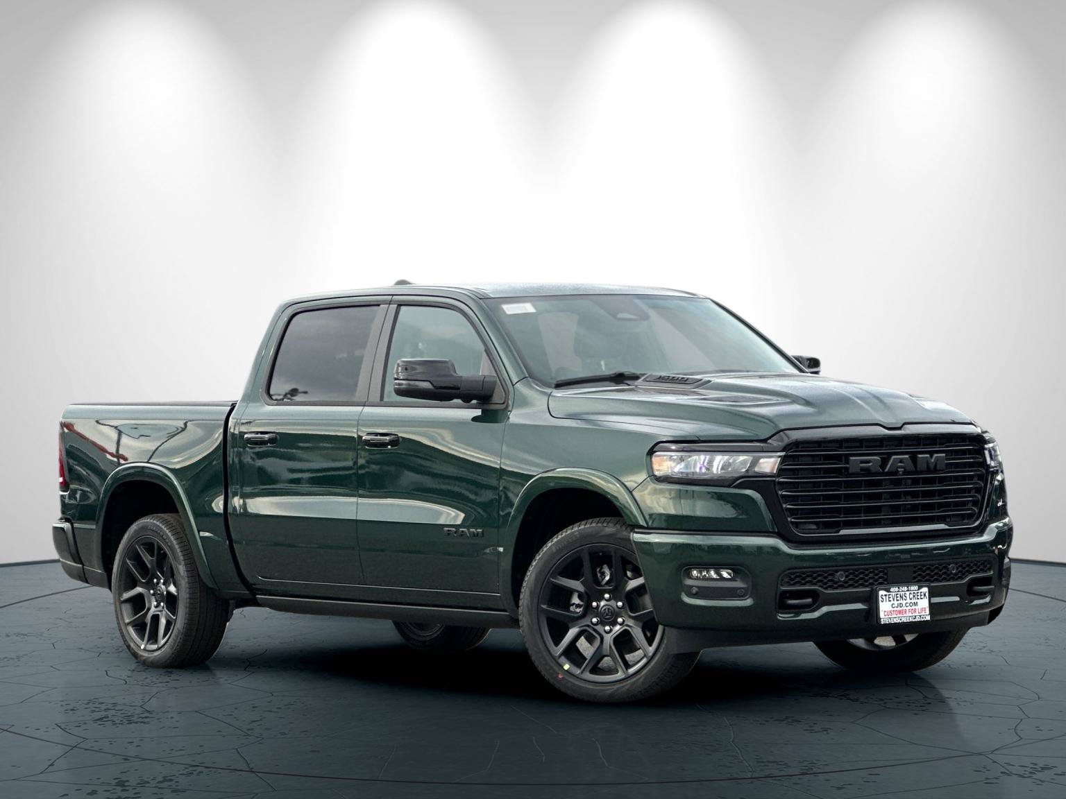 New 2027 Ram 1500 LARAMIE CREW CAB 4X4 Pickup