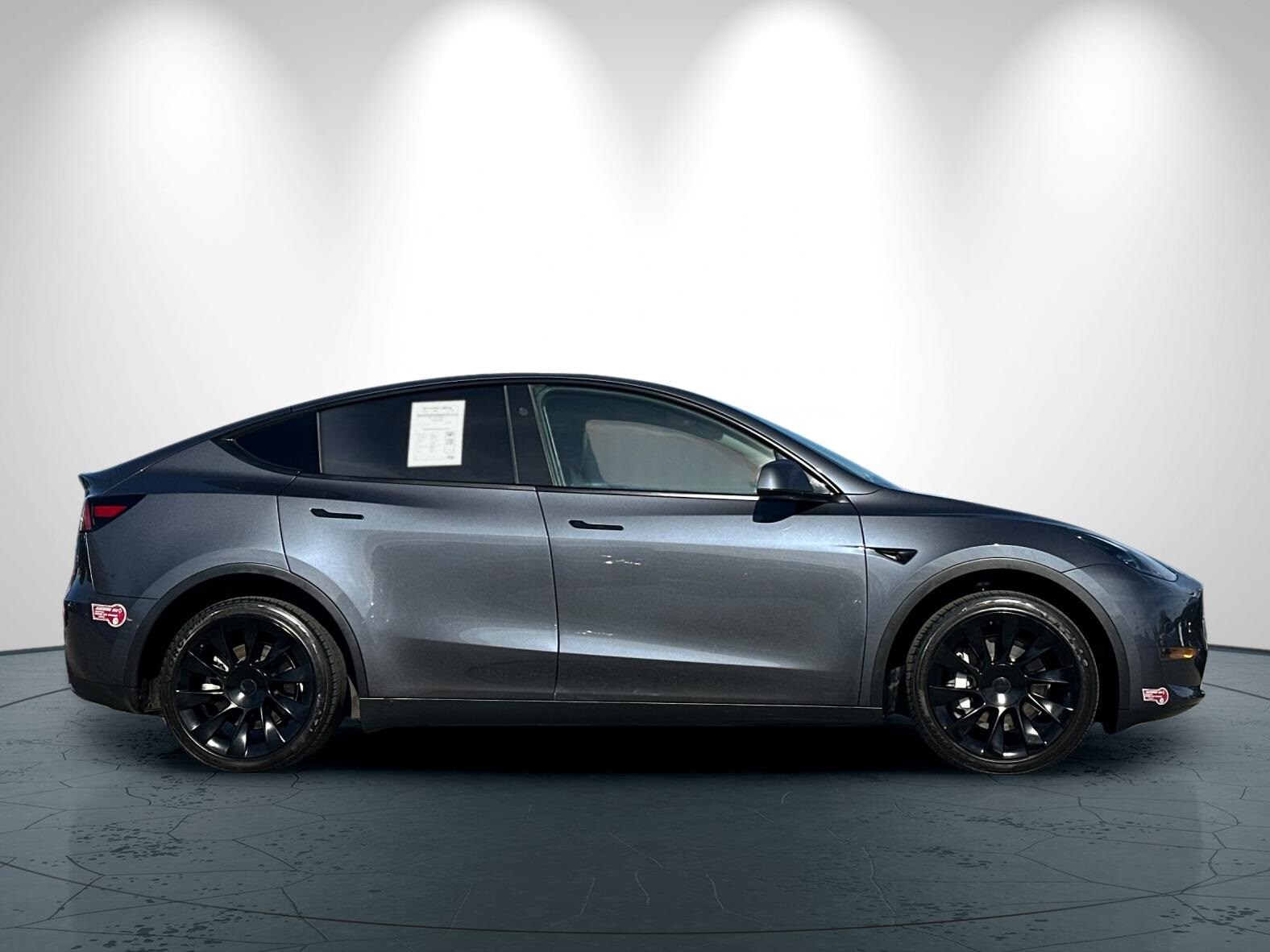 2023 Tesla Model Y Long Range photo 3