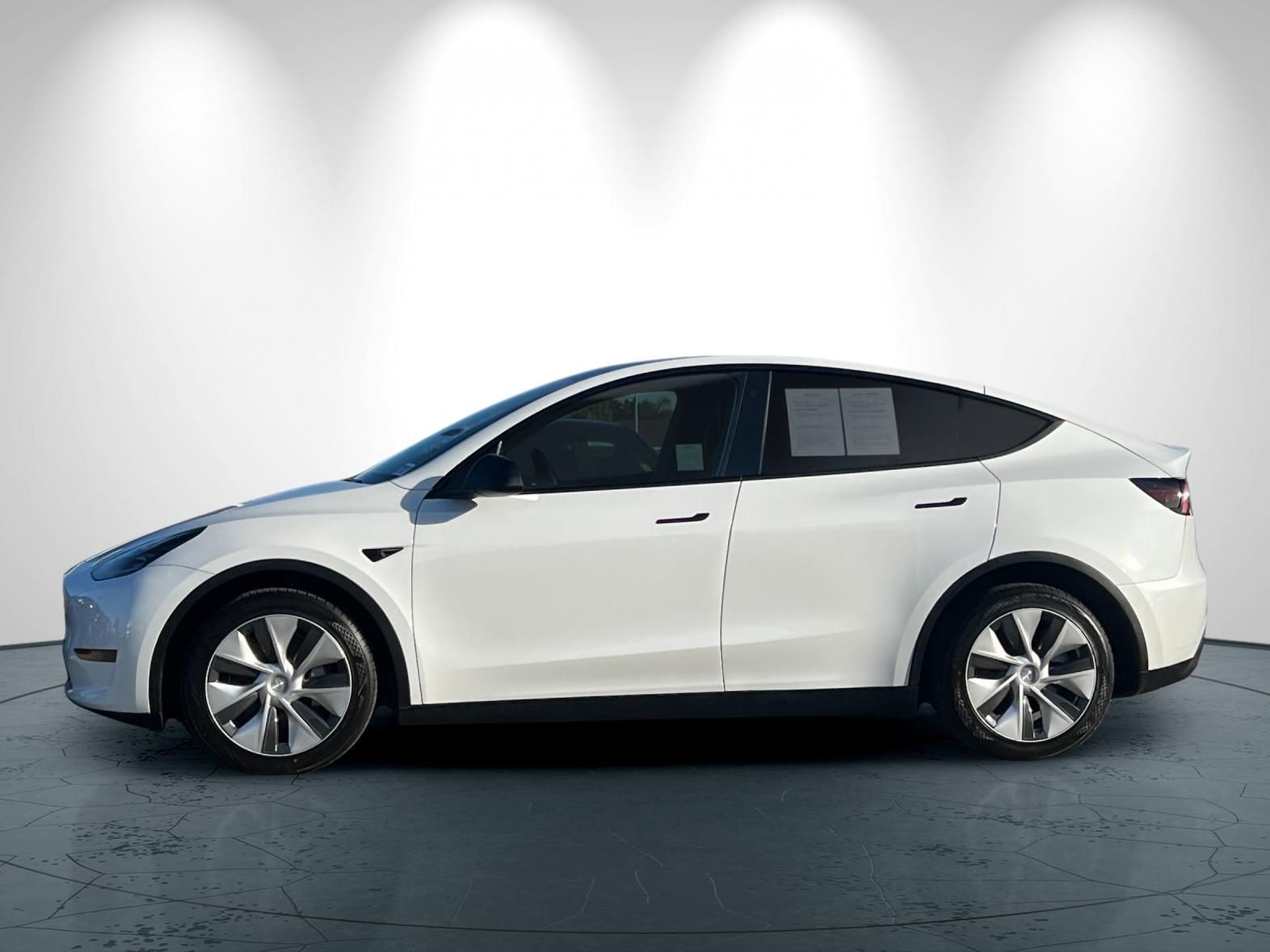 2023 Tesla Model Y Long Range photo 6