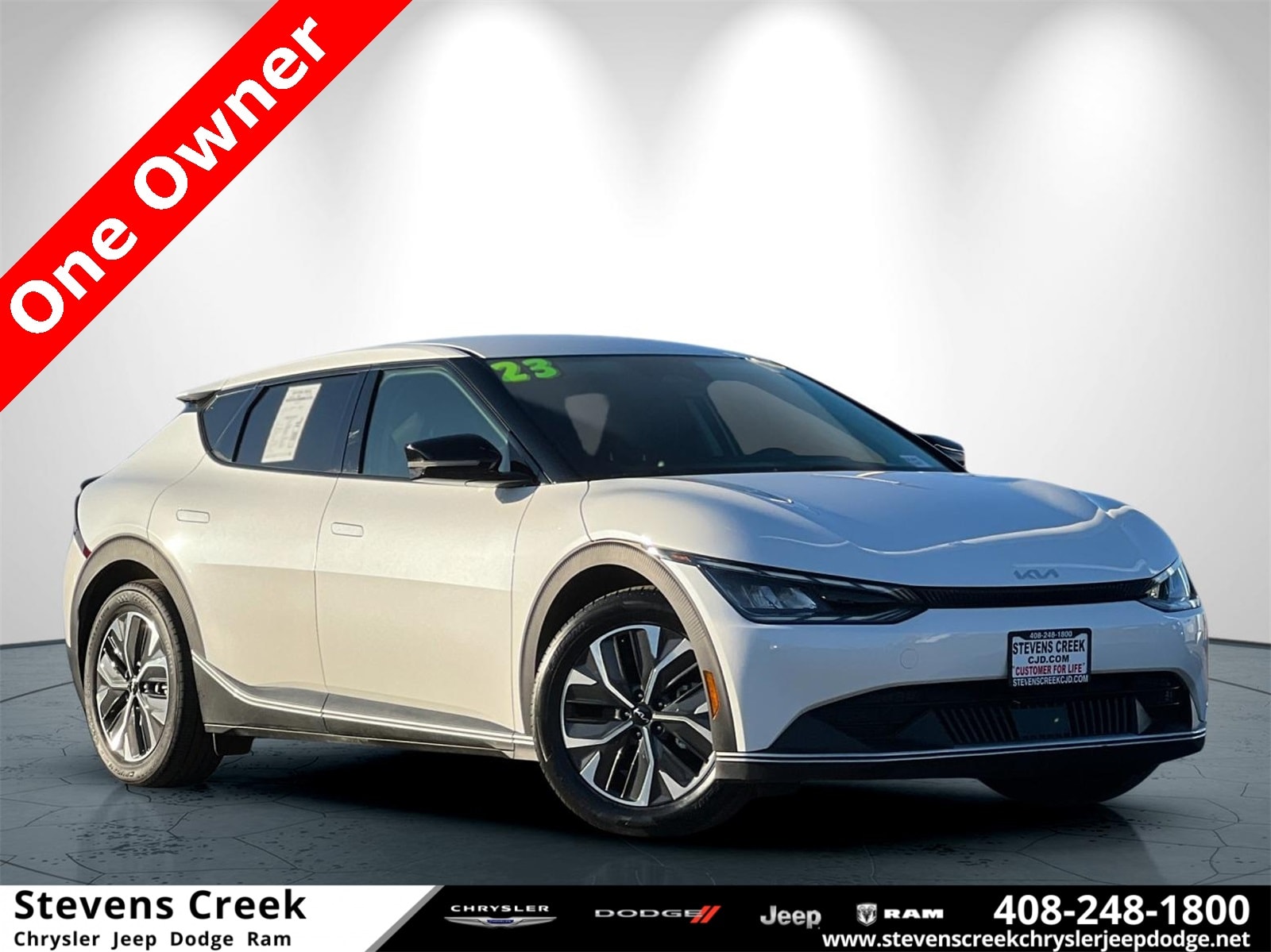 2023 Kia EV6 Wind's photo