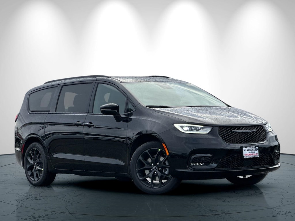 New 2026 Chrysler Pacifica SELECT AWD Passenger Van