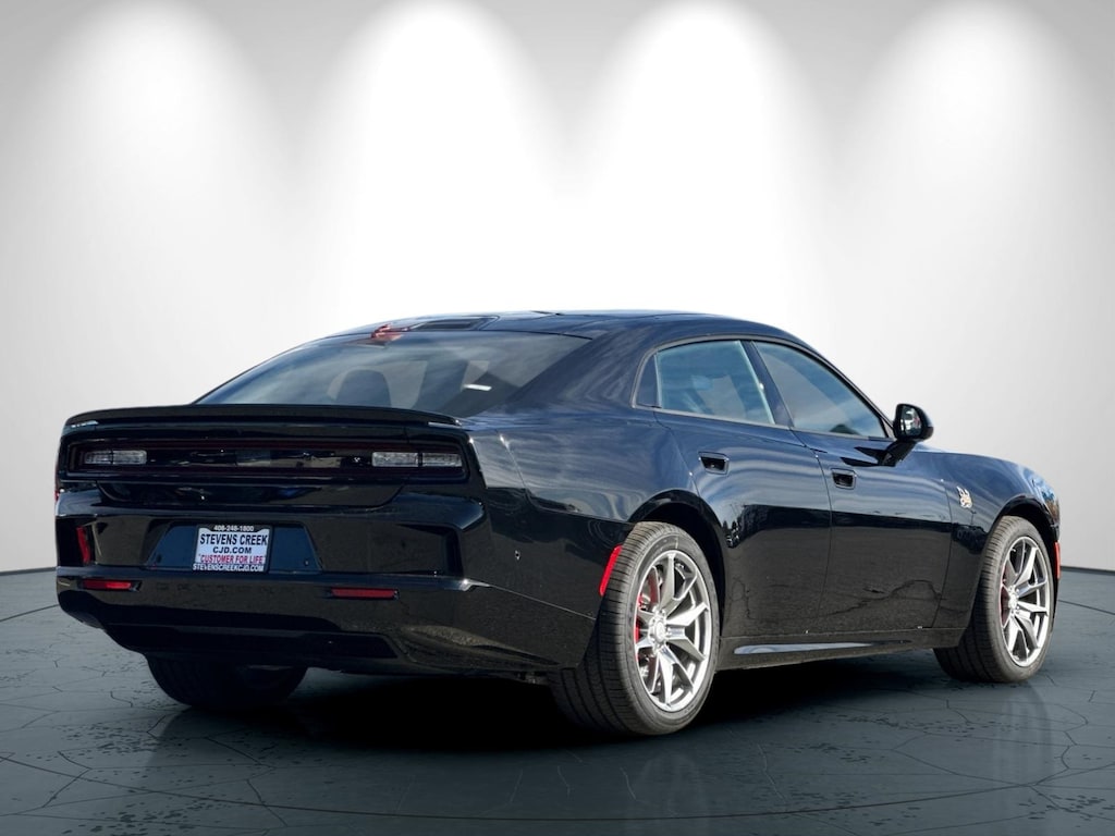 New 2026 Dodge Charger 4-Door DAYTONA SCAT PACK AWD Coupe