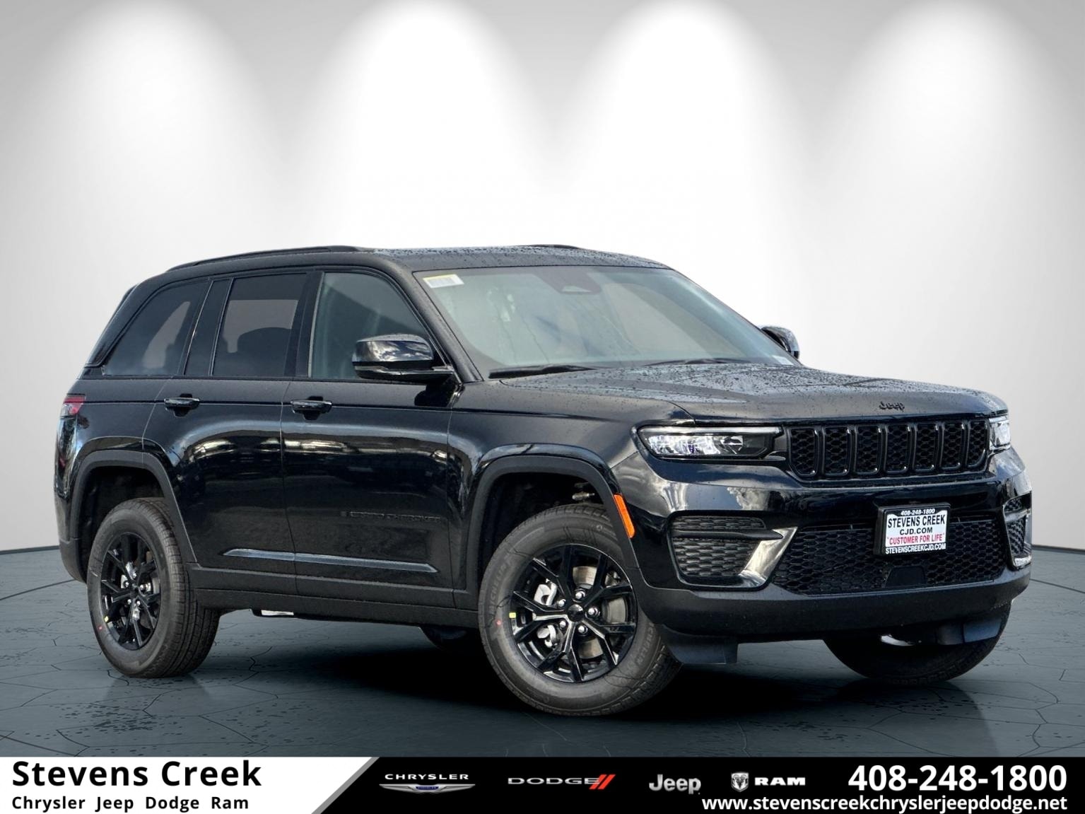 2025 Jeep Grand Cherokee Altitude's photo