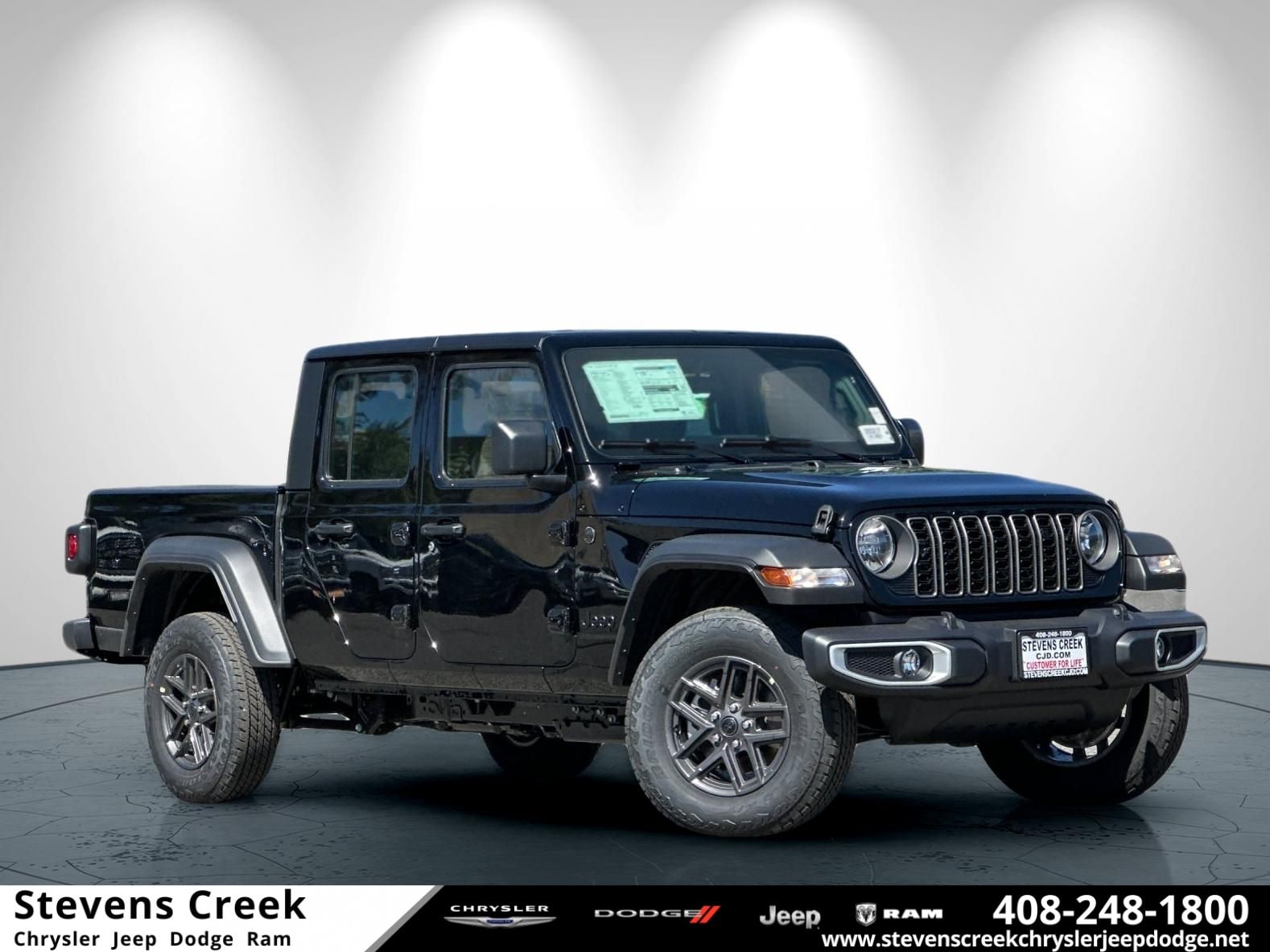 2026 Jeep Gladiator Sport Auto's photo