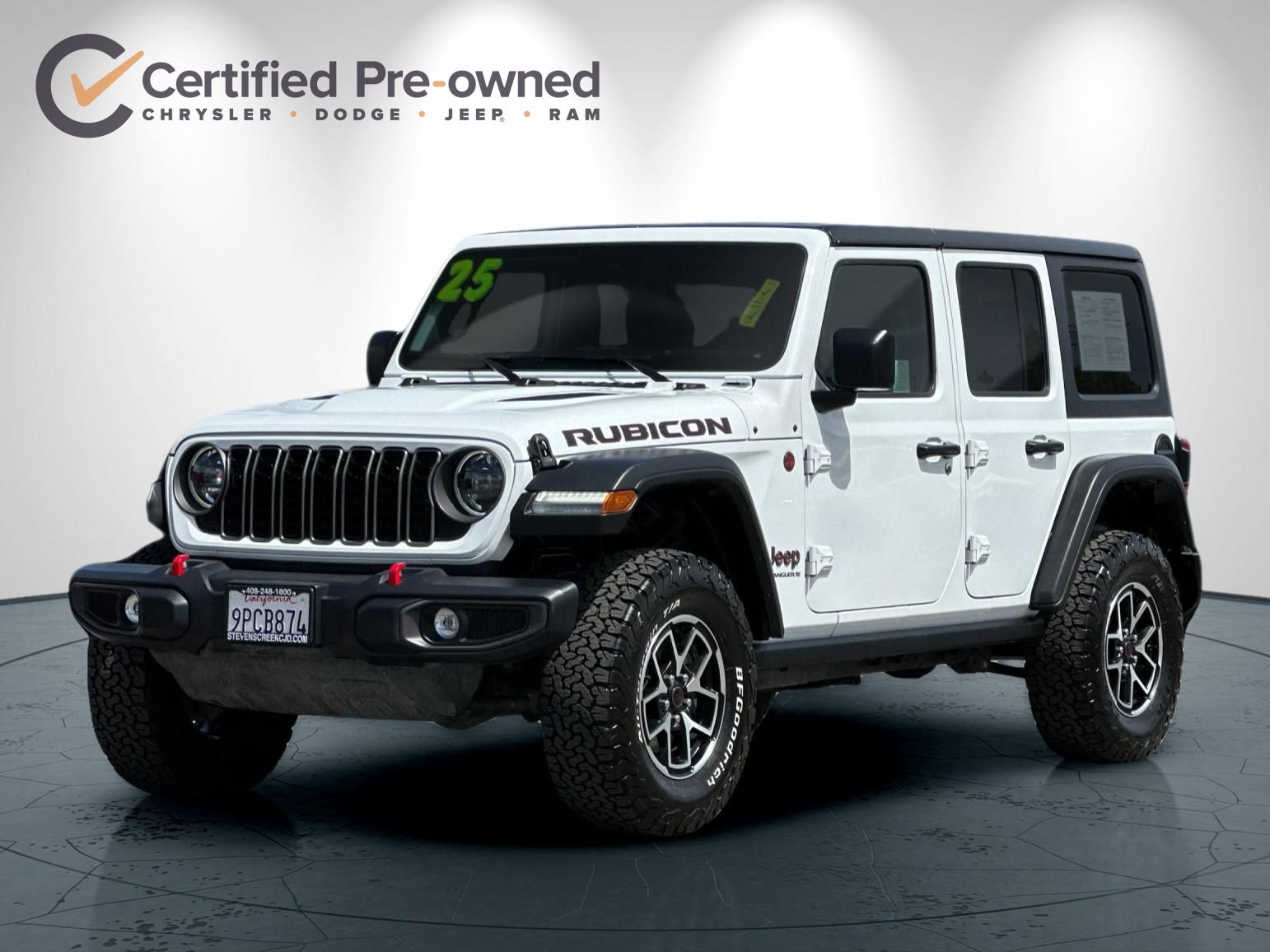 2025 Jeep Wrangler Rubicon photo 3