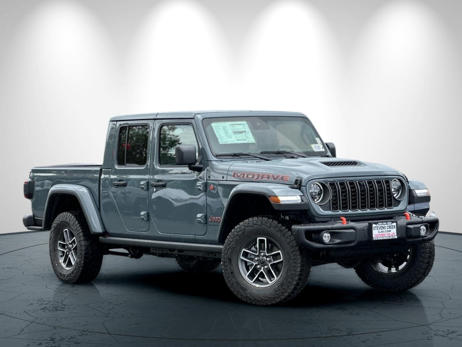 2025 Jeep Gladiator Mojave photo 2