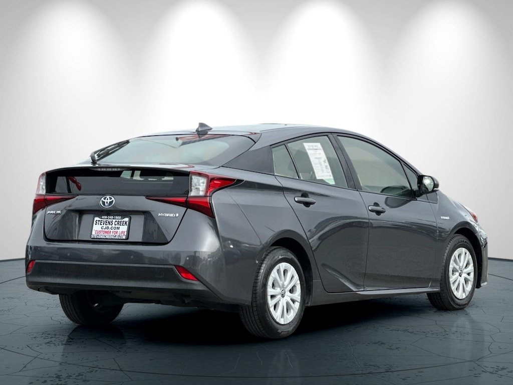 Used 2019 Toyota Prius L Hatchback