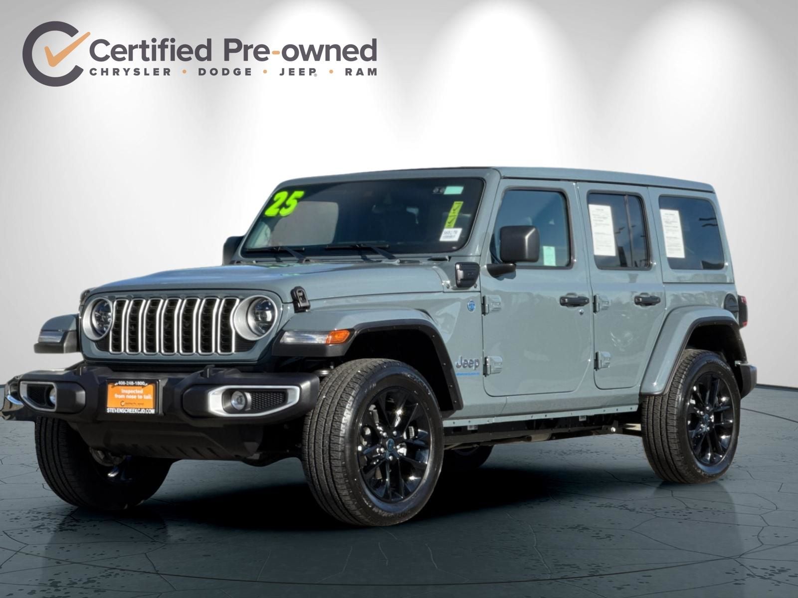 2025 Jeep Wrangler Sahara 4xe photo 3