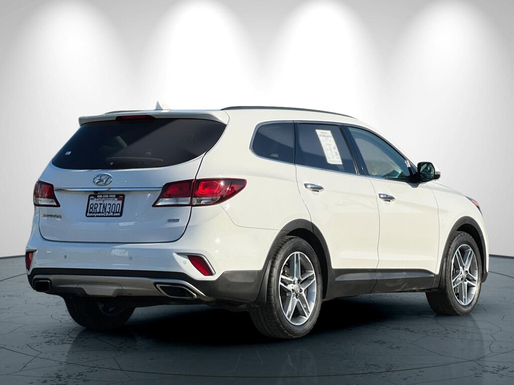 Used 2017 Hyundai Santa Fe SE Ultimate SUV
