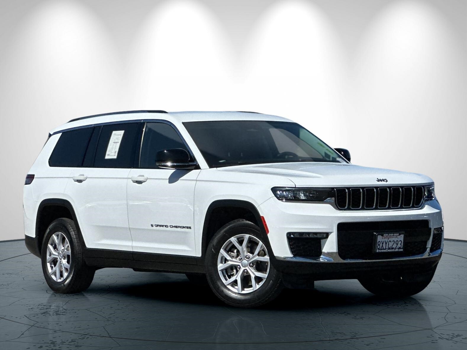 2021 Jeep Grand Cherokee Limited photo 2