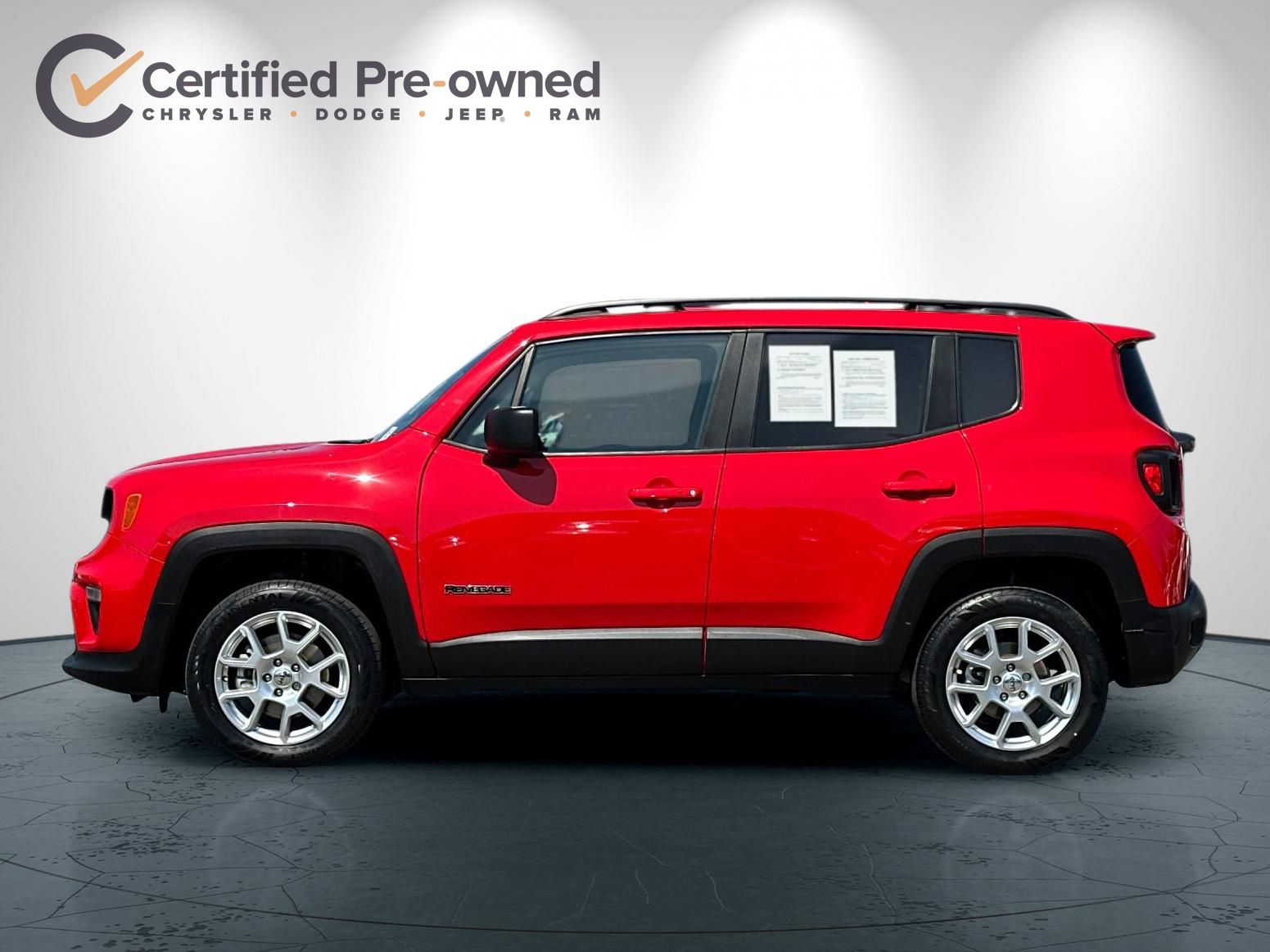 2022 Jeep Renegade Latitude photo 6