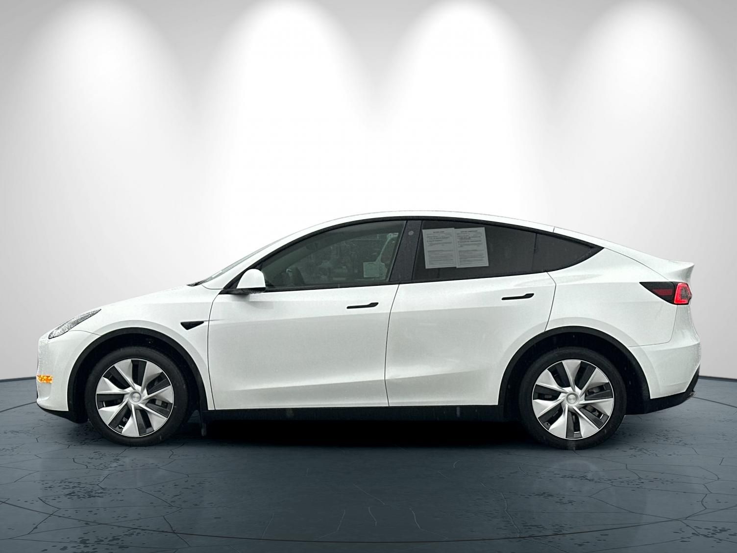 2023 Tesla Model Y Long Range photo 6