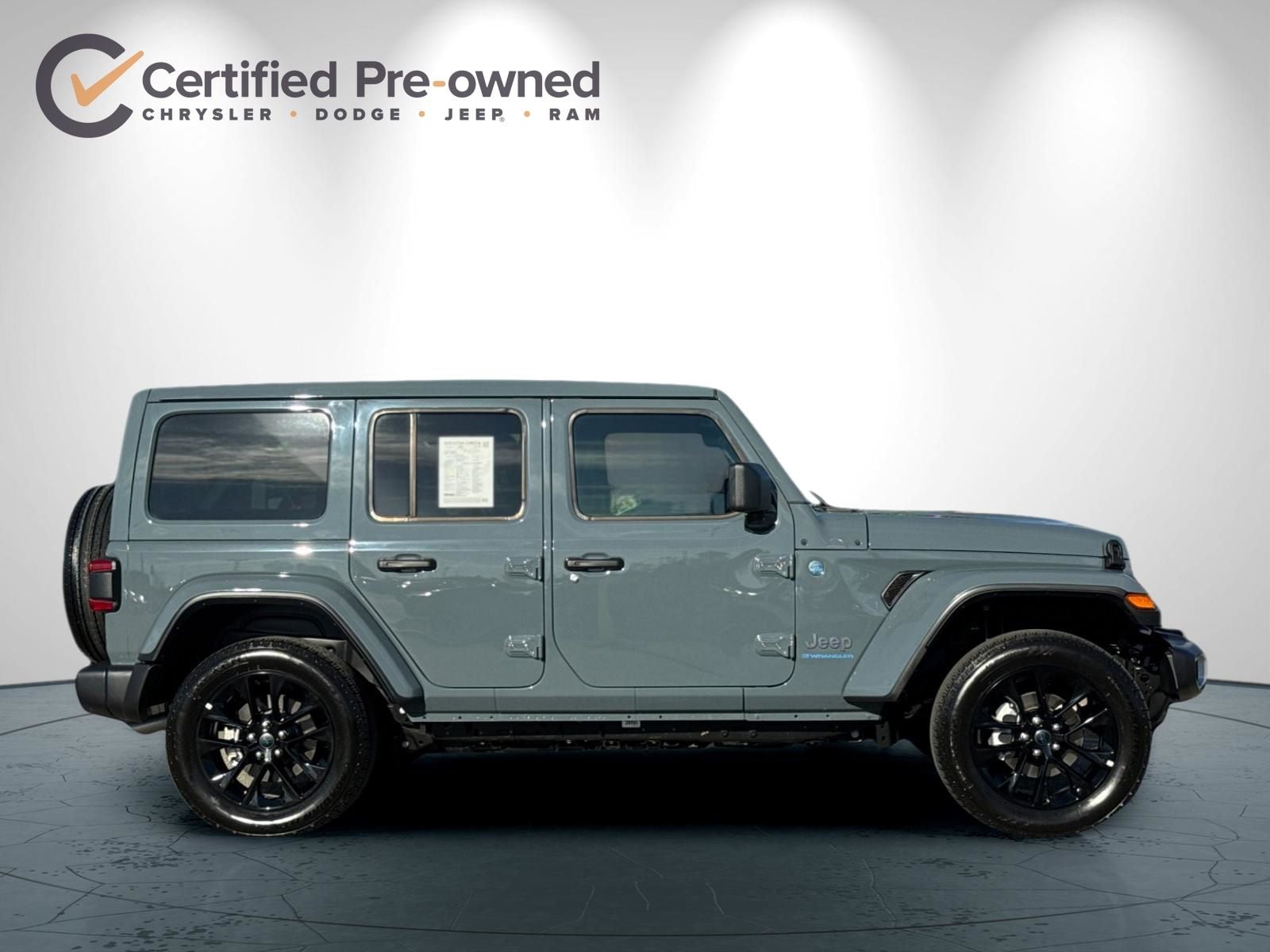2025 Jeep Wrangler Sahara 4xe photo 2