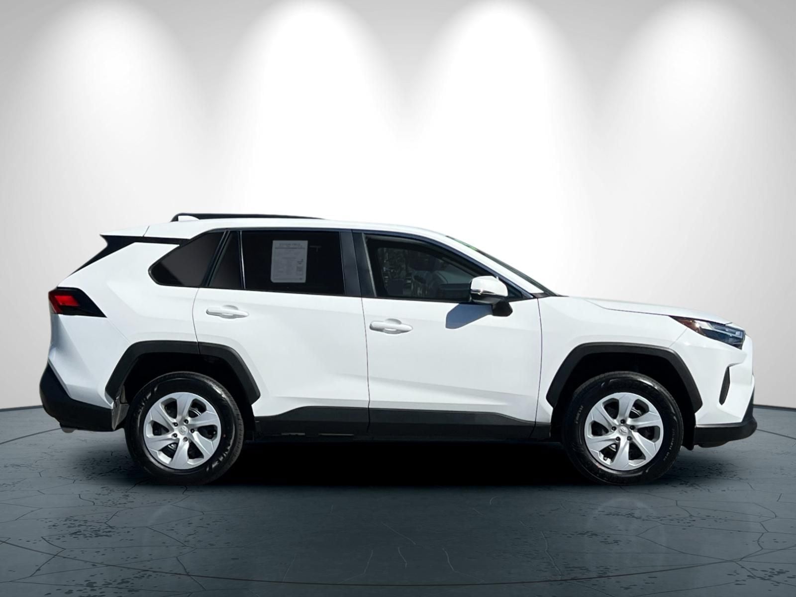 2025 Toyota RAV4 LE photo 2