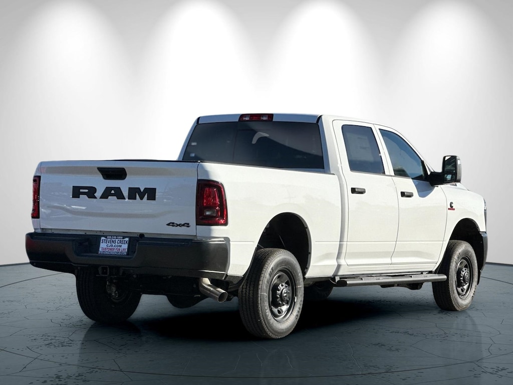 New 2026 Ram 2500 TRADESMAN CREW CAB 4X4 6'4 BOX Pickup