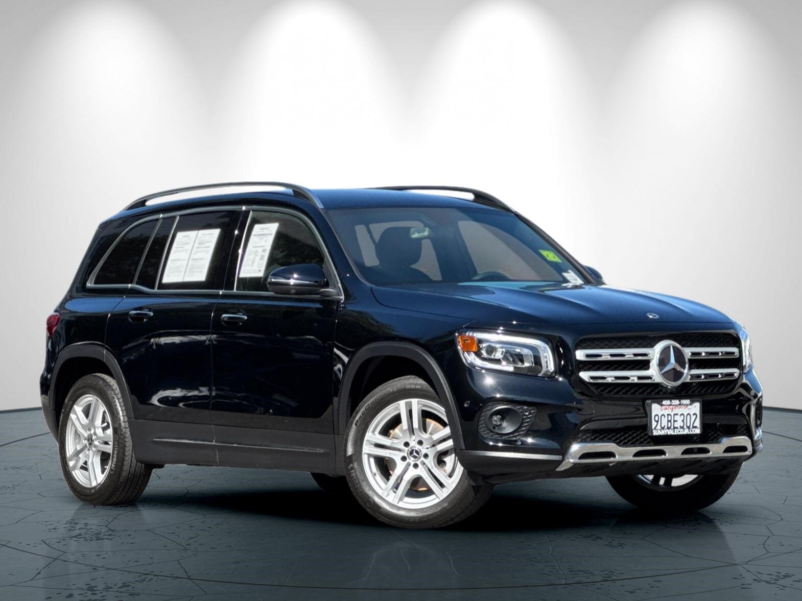 2022 Mercedes Benz GLB 250 4MATIC photo 2