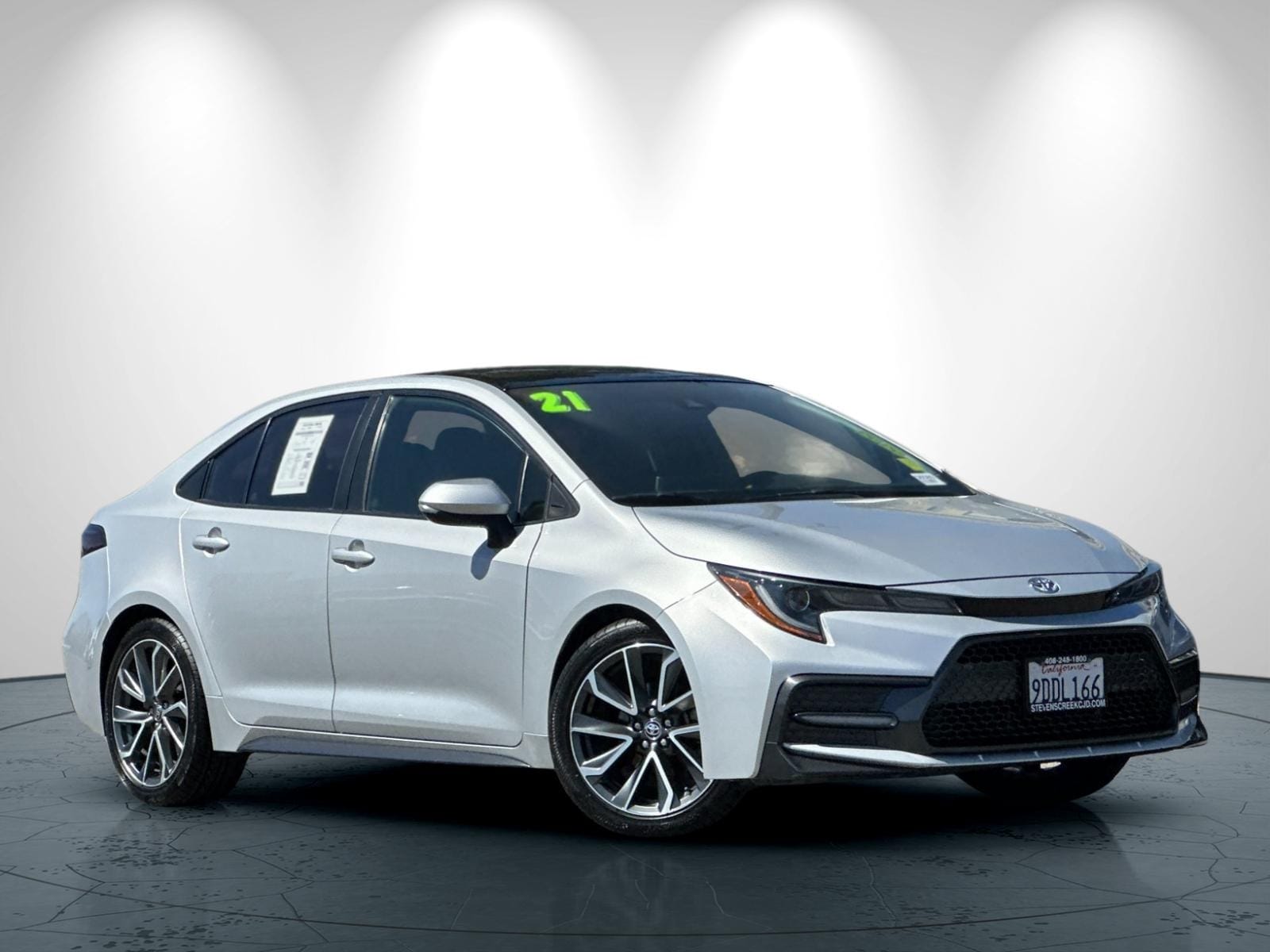 Used 2021 Toyota Corolla SE with VIN 5YFS4MCE3MP095306 for sale in San Jose, CA