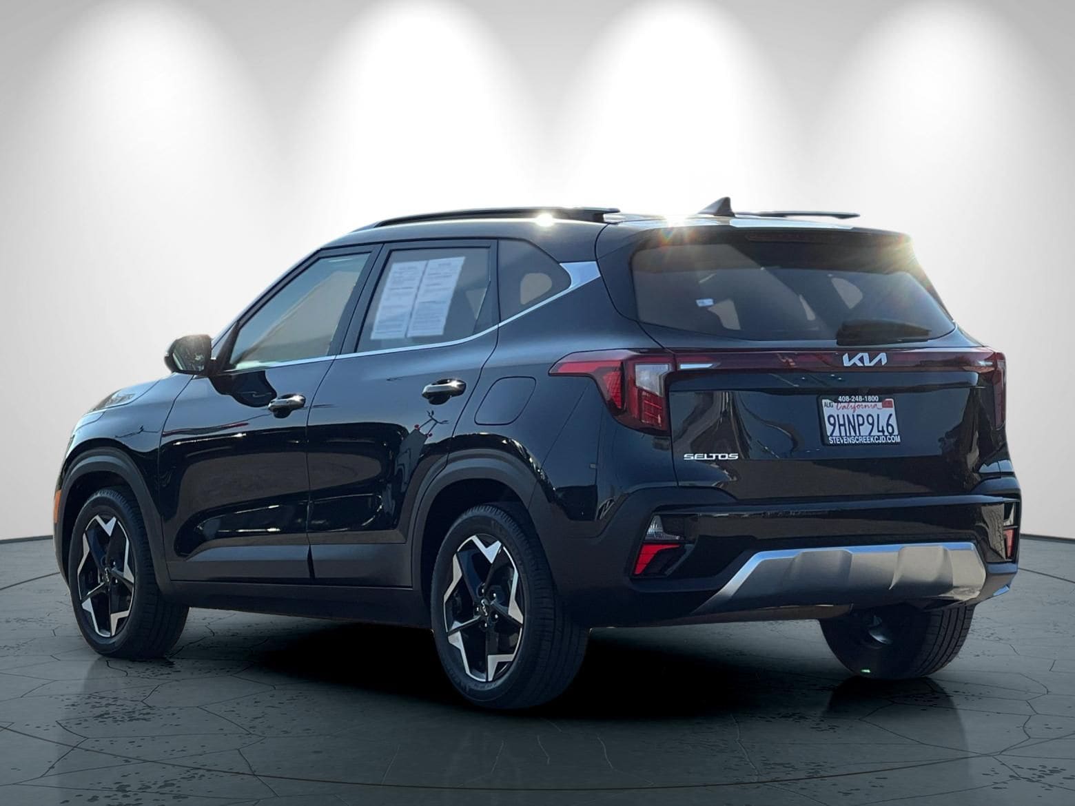 2024 Kia Seltos EX photo 5